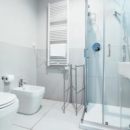 Guest house - Private Bathroom