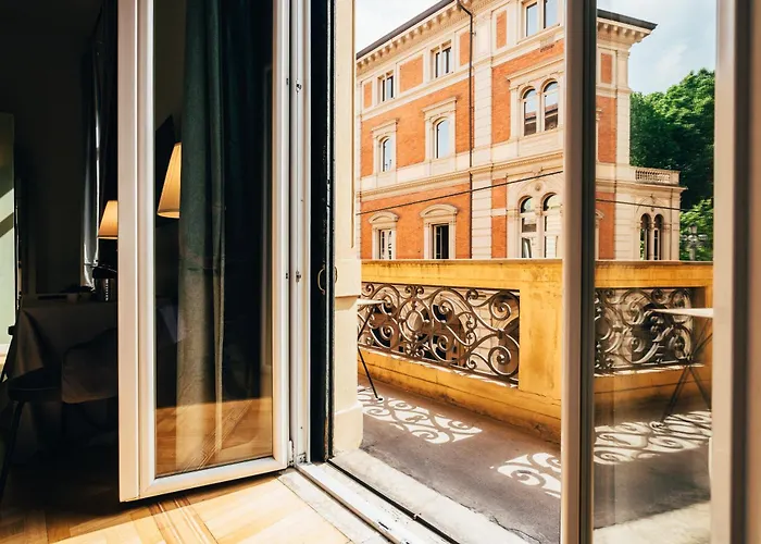 - Private Bathroom Болонья